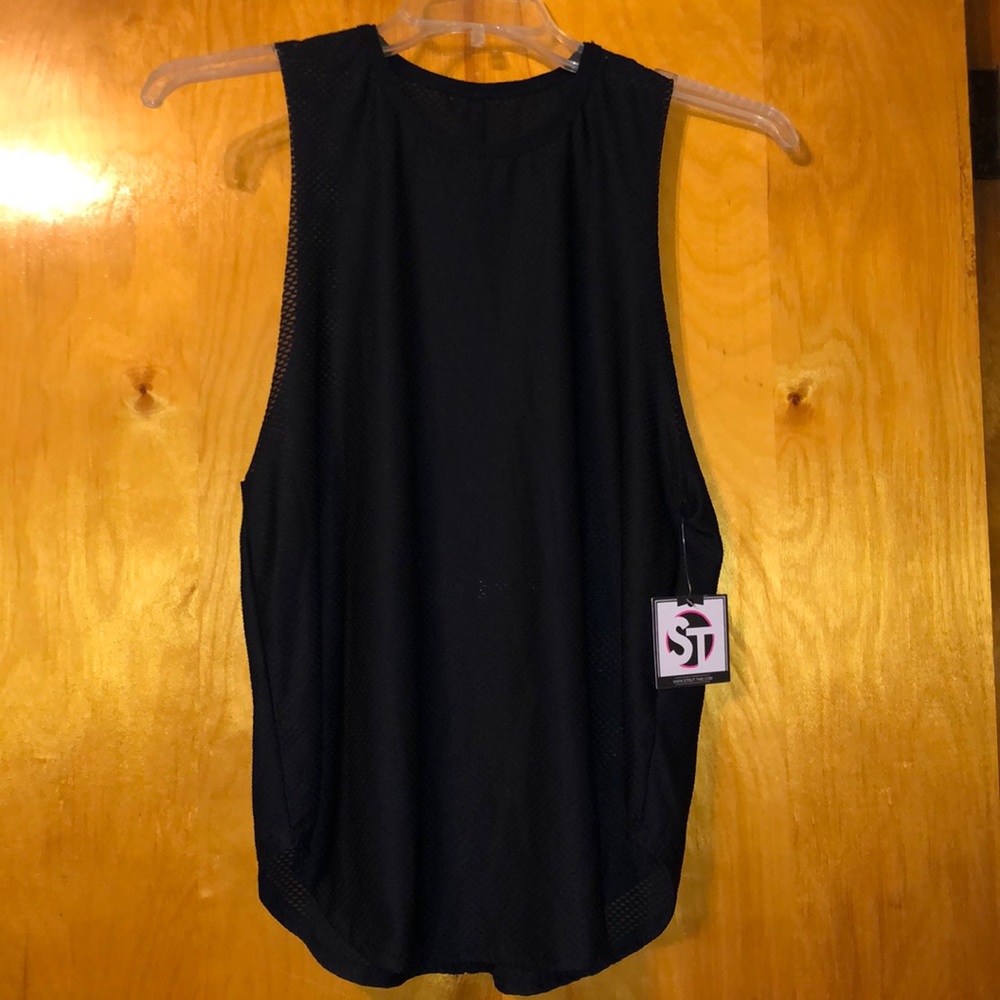 NWT strut this mesh tank
